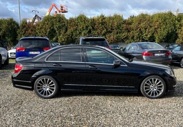Mercedes Klasa C W205 2014 Mercedes-Benz Klasa C Wersja Avantgarde AMG 3.5 Benzyna 231KM, zdjęcie 6