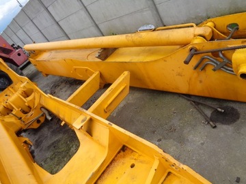 Выдвижной цилиндр телескопического погрузчика JCB 535-140, детали цилиндров