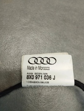 AUDI A1 8X SVAZEK DVEŘE PRAVÁ 8X0971036J