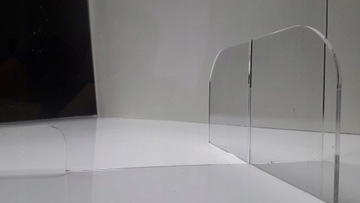 Очень жесткая крышка из плексигласа толщиной 6 мм для стола 100х75.