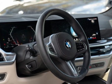 BMW X7 SUV Facelifting 3.0 40d 352KM 2025 BMW X7 xDrive40d Sport Suv 3.0 (352KM) 2025, zdjęcie 6