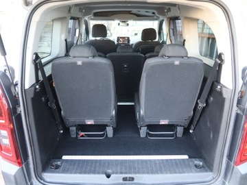 Citroen Berlingo III Osobowy M 1.2 PureTech 110KM 2019 Citroen Berlingo 1.2 PureTech, Salon Polska, zdjęcie 17