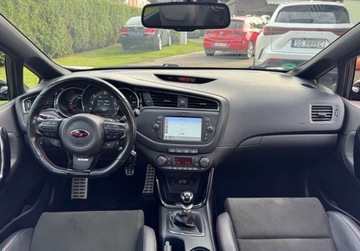 Kia Ceed II GT 5d 1.6 T-GDI 204KM 2017 Kia Ceed GT 1.6 204KM Climatronic NAVI Kamera PANO Bezwypadkowy SERWIS, zdjęcie 16