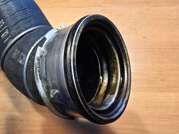 BMW 3 E90 E91 E92 330D 3.0D M57 WAZ PŘÍVOD TRUBKA NASÁVÁNÍ VZDUCHU 7802122