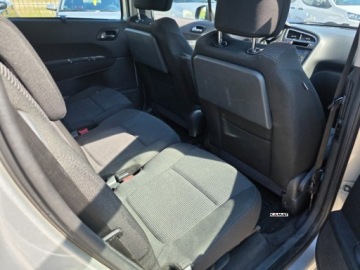 Peugeot 5008 I Minivan 1.6 HDi FAP 110KM 2010 Peugeot 5008 Peugeot 5008 1,6 HDI 7-osobowy Zamiana 1.6 Diesel 109KM, zdjęcie 6