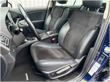 Toyota Avensis III Sedan Facelifting 2.0 D-4D 124KM 2013 Toyota Avensis sedan, zdjęcie 14