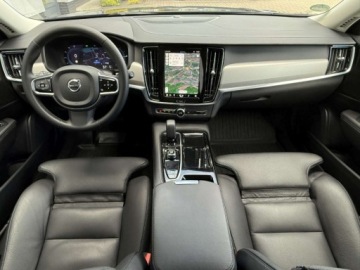 Volvo V90 II Plug-In Facelifting 2.0 T8 Plug-In Hybrid 455KM 2023 Volvo V90 2.0 PHEV T8 AWD 455 KM Plus Bright LED Hak Harman-Kardon SSU, zdjęcie 5