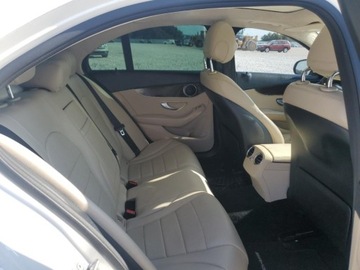 Mercedes Klasa C W205 2016 Mercedes-Benz Klasa C Mercedes-Benz C 350 e, od ubezpieczalni 2.0 Hybryda, zdjęcie 9