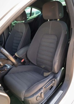 Volkswagen CC 2.0 TDI CR DPF BlueMotion Technology 140KM 2014 Volkswagen CC Volkswagen CC II 2.0 TDI 140KM 2.0 Diesel 140KM, zdjęcie 14