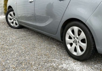 Opel Zafira C Tourer 2.0 CDTI ECOTEC 130KM 2013 Opel Zafira Opel Zafira Tourer 2.0 CDTI Edition 2.0 Diesel 130KM, zdjęcie 16