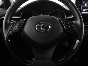 Toyota C-HR I Crossover Facelifting 2.0 Hybrid Dynamic Force 184KM 2020 Toyota C-HR 184KM kamera grzane fotele ACC, zdjęcie 20