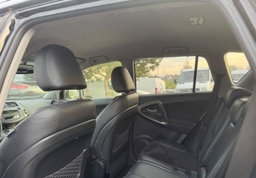 Toyota RAV4 III MPV Facelifting 2.2 D-4D 150KM 2011 Toyota RAV4 2.2 D-4D 150KM 2011r skora alcantara 2.2 Diesel 150KM, zdjęcie 6