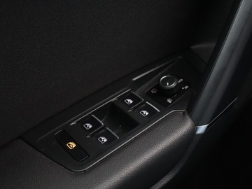Volkswagen Tiguan Allspace SUV 2.0 TSI 180KM 2018 VW Tiguan Allspace 2.0 TSI, Salon Polska, zdjęcie 19