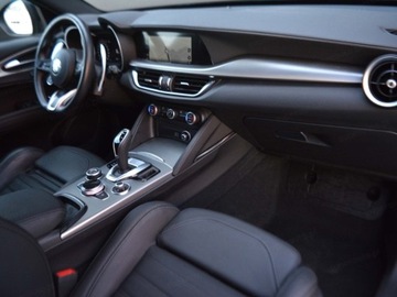 Alfa Romeo Stelvio SUV Facelifting 2023 2.0 GME Turbo 280KM 2025 ALFA ROMEO Stelvio Turbo Veloce Q4 Suv 2.0 (280KM) 2025, zdjęcie 5