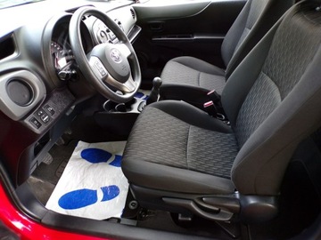 Toyota Yaris III Hatchback 5d Facelifting 1.0 VVT-i 69KM 2014 Toyota Yaris Klimatyzacja /Gwarancja /1,0 /70KM /, zdjęcie 17