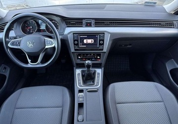 Volkswagen Passat B8 Variant Facelifting 1.5 TSI EVO 150KM 2022 Volkswagen Passat 1.5 Benzyna 150KM, zdjęcie 9
