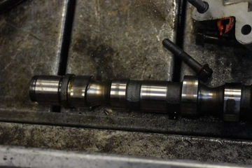 HLAVA MOTORU L0350046L HYUNDAI ELANTRA 3 III 01R