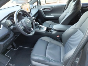 Toyota RAV4 V SUV Facelifting 2.5 Hybrid  Dynamic Force 218KM 2023 Toyota RAV4 2.5 Hybrid Selection 4x2 V (2018-) 2.5, zdjęcie 9