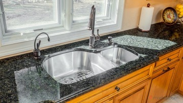 Blaty granit brazylijski PEACOCK GREEN 3cm poler