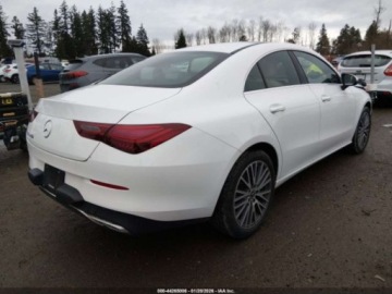 Mercedes CLA C118/X118 2025 Mercedes-Benz CLA 250 Coupe 2025 2.0 Benzyna 221KM, zdjęcie 5