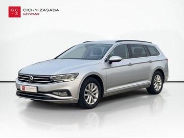 Volkswagen Passat B8 Variant Facelifting 2.0 TDI SCR 150KM 2022 Volkswagen Passat 2.0 TDI 150KM Business DSG SerwisASO Acc Led Nawi AppCon