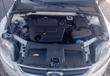 Ford Mondeo IV Kombi 2.0 Duratorq TDCi DPF 140KM 2014 Ford Mondeo SW Ford Mondeo SW 2.0 Diesel 140KM, zdjęcie 21