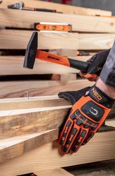 Młotek ślusarski 500g trzon włókno szkl NEO 25-145