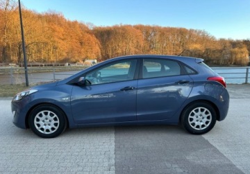 Hyundai i30 II Hatchback 3d 1.4 CRDi 90KM 2014 Hyundai i30 1.4 Diesel, Drugi Wlasciciel od nowosci 1.4 Diesel 90KM, zdjęcie 5