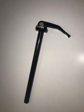 RockShox Maxle Ultimate 174x12x142mm tylna oś koł