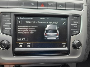 Volkswagen Polo V Hatchback 3d Facelifting 1.2 TSI BlueMotion Technology 90KM 2015 Volkswagen Polo 1.2TSI 90KM Automat, zdjęcie 32