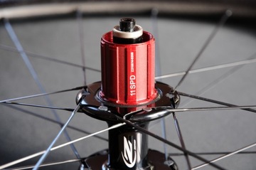 НОВЫЙ ZIPP 202 CARBON, 700C, ДИСК, колеса Shimano