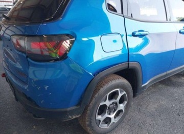 Jeep Compass II 2022 Jeep Compass 2022, 2.4L, 4x4, TRAILHAWK, od ubezpieczalni 2.4 Benzyna 177KM, zdjęcie 5