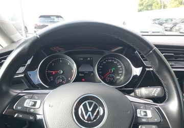 Volkswagen Touran III 2.0 TDI 150KM 2022 Volkswagen Touran Highline, ACC, Podgrzewane fotele, Kamera, Podgrzewana s, zdjęcie 18