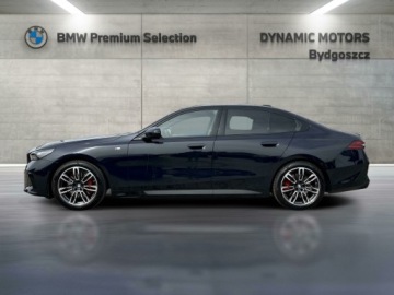 BMW Seria 5 G90-91 Touring 2.0 520d 197KM 2025 BMW 520 BMW 520 M Pakiet,M Pro,komfort,IconicGlow,, zdjęcie 1
