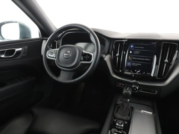 Volvo XC60 II Crossover T6 310KM 2018 Volvo XC 60 4x4 automat full LED panorama skóra, zdjęcie 15
