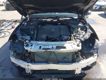 Mercedes GLC C254/X254 2025 Mercedes-Benz GLC 300 4Matic Suv 2025 2.0l 2.0 Benzyna 255KM, zdjęcie 8