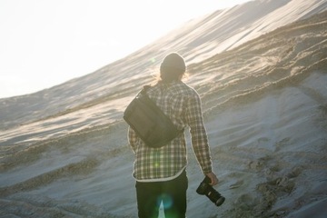Фотосумка Wandrd Rogue Sling 9л, темно-синий