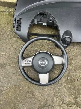 DESKA KOKPIT KONZOLA ORIGINÁLNÍ MAZDA 2