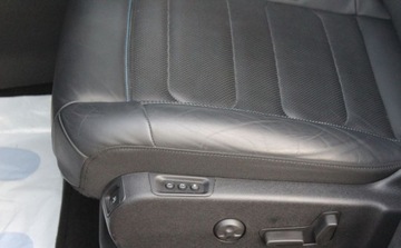 Citroen C5 Aircross SUV Plug-In Facelifting 1.6 PureTech Plug-In 225KM 2023 Citroen C5 Aircross 1.6 PHEV 225 Shine Pack EAT8 1.6 Hybryda 225KM, zdjęcie 8