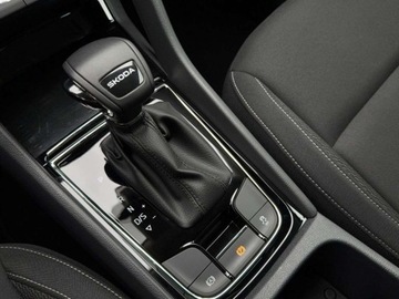 Skoda Karoq Crossover Facelifting 1.5 TSI ACT 150KM 2024 Skoda Karoq tempomat, pakiet winter, czujniki parkowania 1.5 Benzyna 150KM, zdjęcie 25