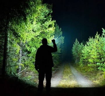 ВОЕННЫЙ ТАКТИЧЕСКИЙ ФОНАРЬ ZOOM CREE LED 5 РЕЖИМОВ АККУМУЛЯТОРНЫЙ МОЩНЫЙ XHP50