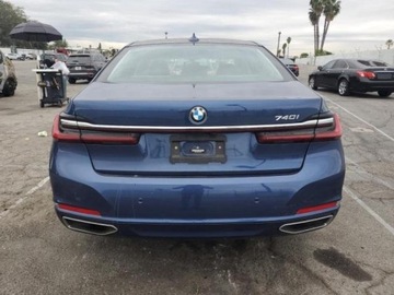 BMW Seria 7 G70 2022 BMW Seria 7 BMW 740i , od ubezpieczalni, zdjęcie 5