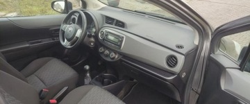 Toyota Yaris III Hatchback 5d 1.0 VVT-i 69KM 2013 Toyota Yaris 1.O BENZ ,bezwypadek,jeden wlasciciel ,kupiony w aso toyota, zdjęcie 9