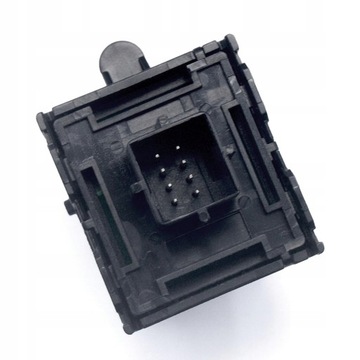 Электронная кнопка ручного тормоза