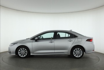 Toyota Corolla XII Sedan 1.5 VVT-i 125KM 2022 Toyota Corolla 1.5 VVT-i, Salon Polska, zdjęcie 2