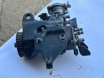 VW LT 2,4 TD ČERPADLO VSTŘIKOVAČE 075130107L