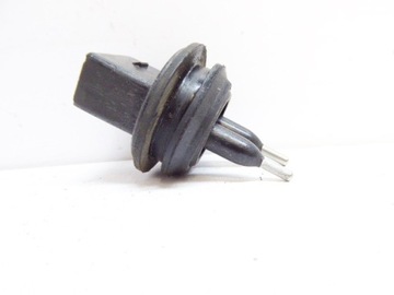 AUDI A4 B5 CZUJNIK SPRYSKIWACZA 95VW17K656AA