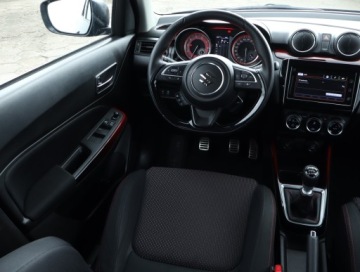 Suzuki Swift VI Sport 1.4 BOOSTERJET 140KM 2018 Suzuki Swift 1.4 BoosterJet Sport, Salon Polska, zdjęcie 6