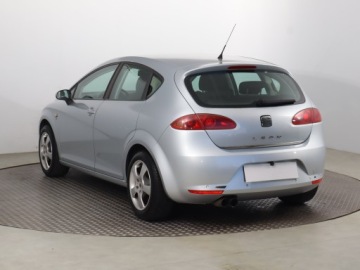 Seat Leon II 2.0 FSI 150KM 2005 Seat Leon 2.0 FSI, Klima, Klimatronic,ALU, zdjęcie 3