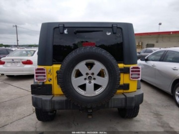 Jeep Wrangler III 2009 Jeep Wrangler Unlimited X 2009 3.8 Benzyna 202KM, zdjęcie 3
